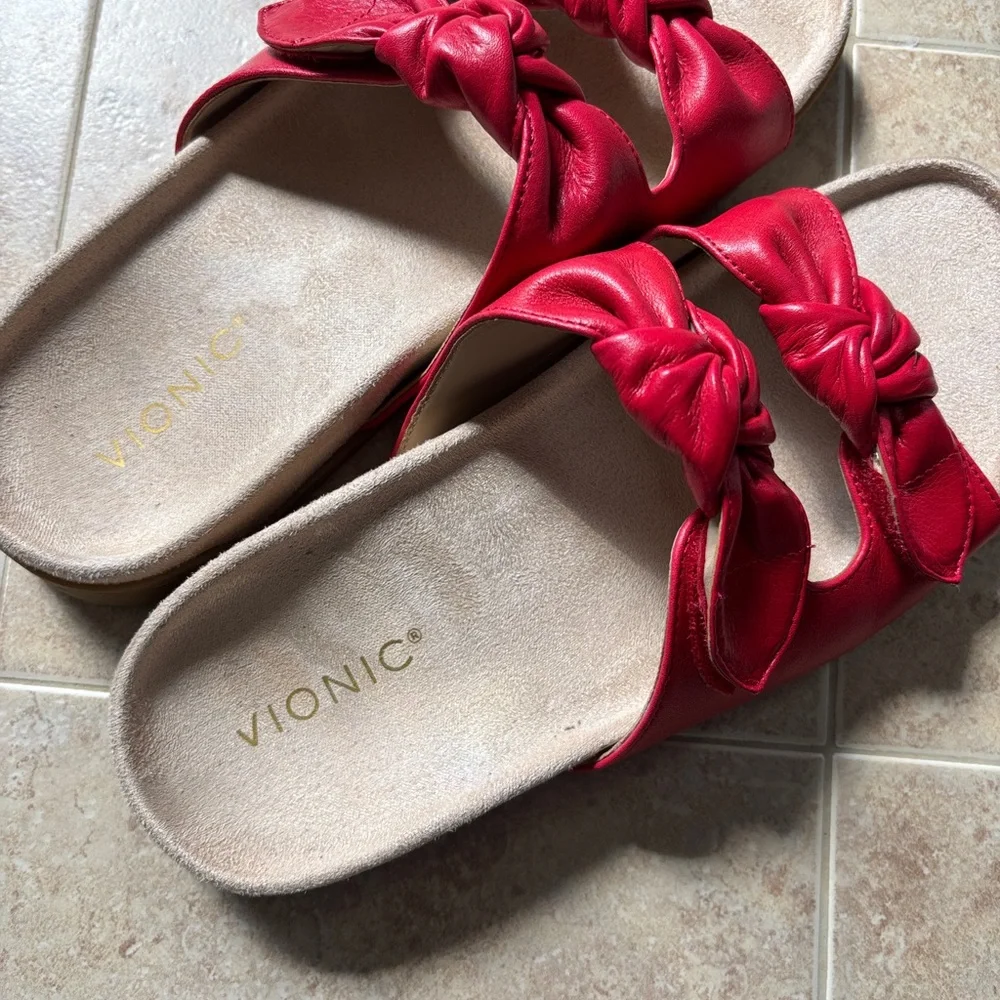 Vionic Alara Red Knotted Sandals - Picture 2 of 6
